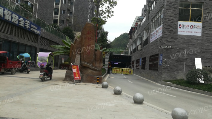 枫情水岸外景图