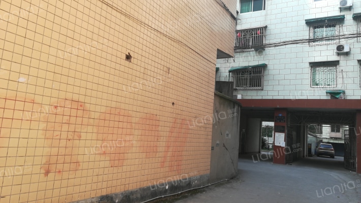 东泰苑公寓外景图