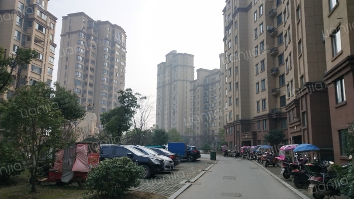 缤纷南郡外景图