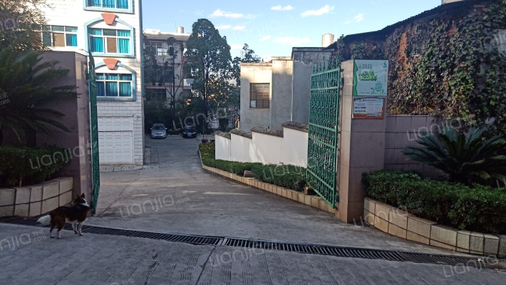 安宁市财政局小区外景图