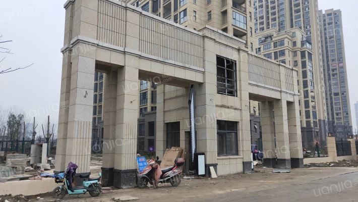 欧陆翡翠湾外景图