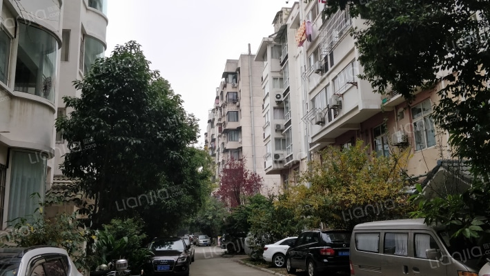 南苑翠峰外景图