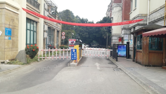 钱江凤凰城B区外景图