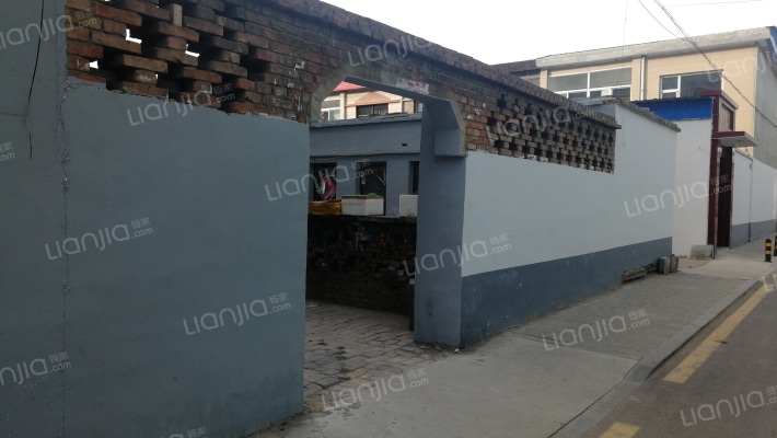 原水泥厂宿舍外景图