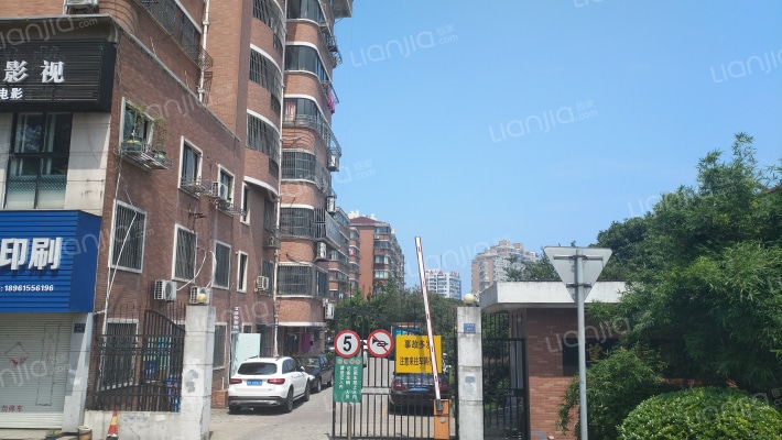 望湖花園外景图