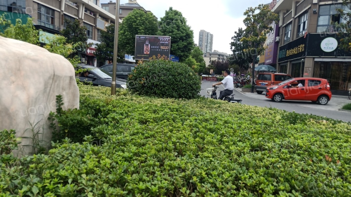 景湖理想城外景图