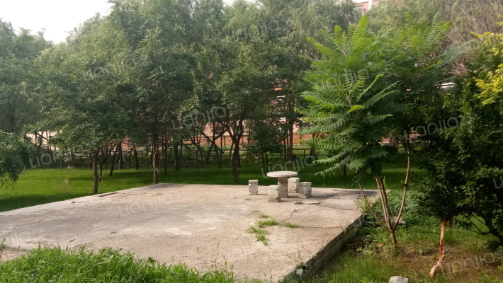 山前西小区外景图