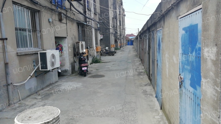 第一社区外景图