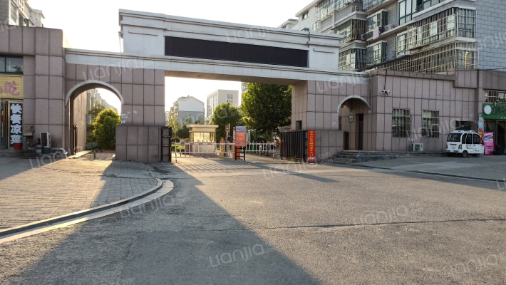 阳光康桥外景图