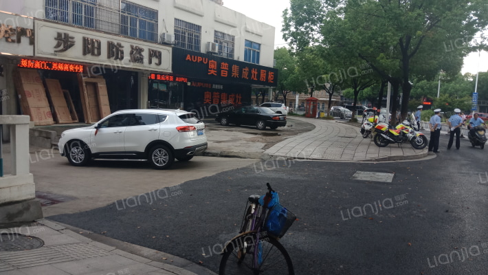 朝阳路1弄小区外景图