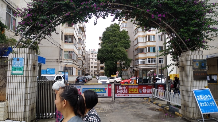 市级机关大树营生活小区南区外景图