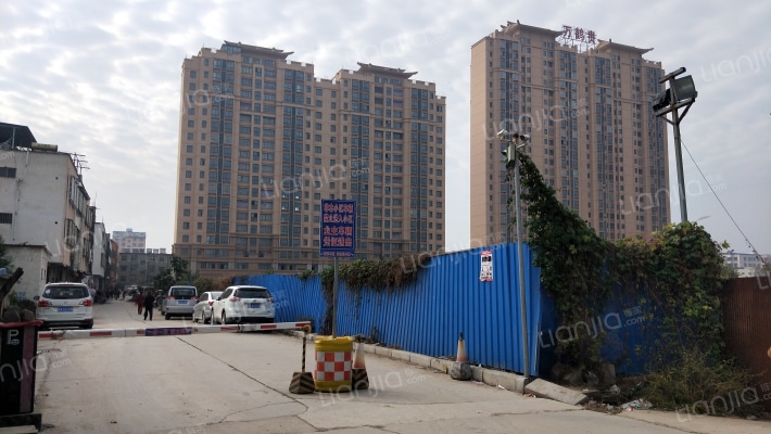 万鹤赉博雅园外景图