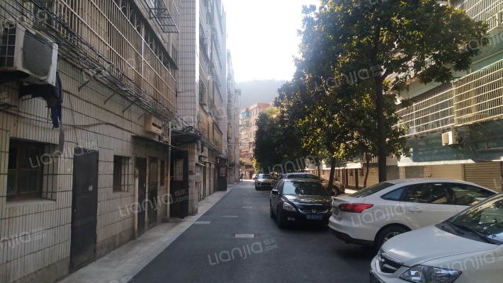 南屏公寓外景图