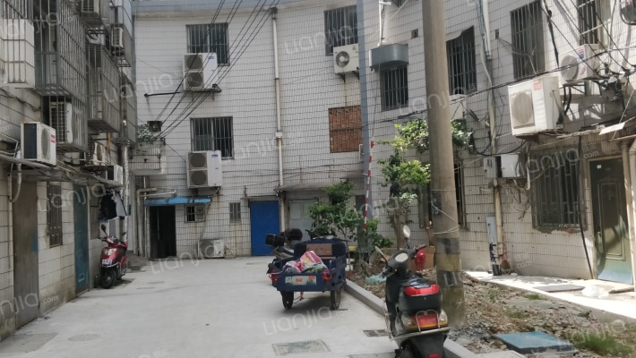 北虹社区粮贸新村一期外景图