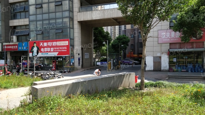 新城域花园外景图