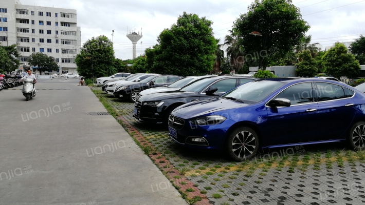 欣海大厦外景图