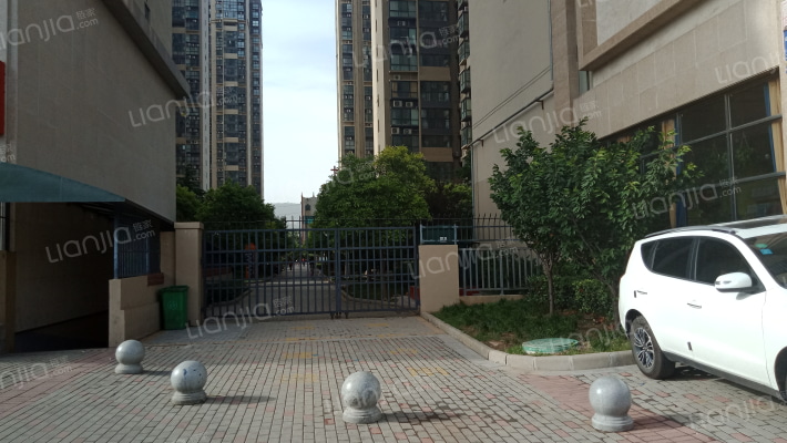 荣邦花园外景图