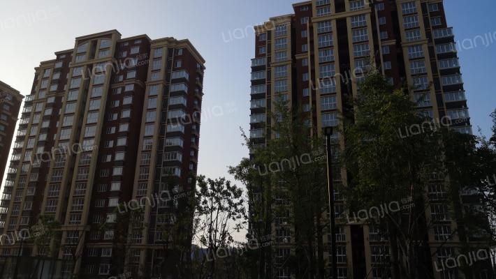 嘉秀花园外景图