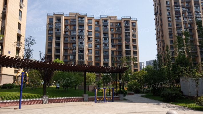 望湖佳苑外景图