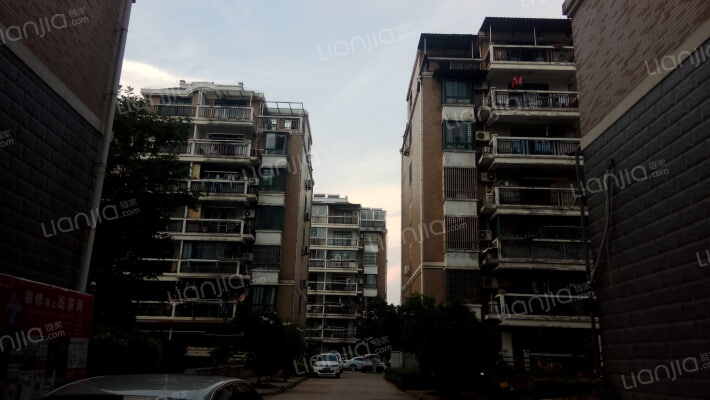 领尚人家外景图