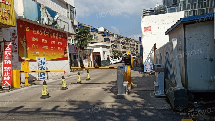 县人民医院住宅小区外景图