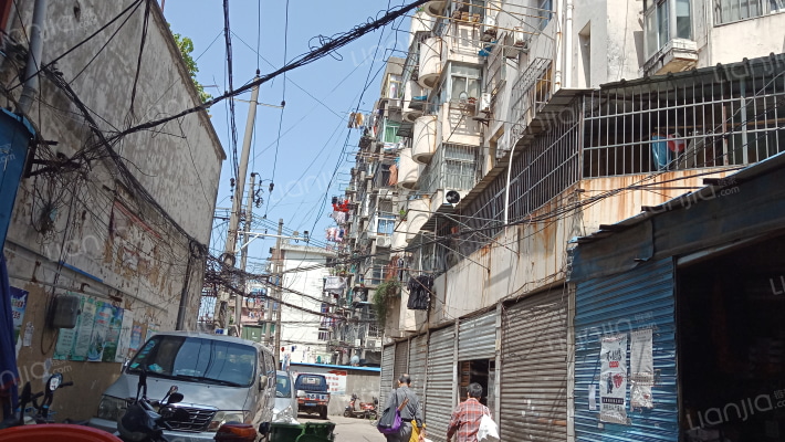 光荣新村外景图