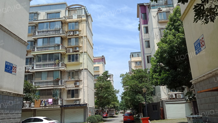 法尔胜花苑小区外景图