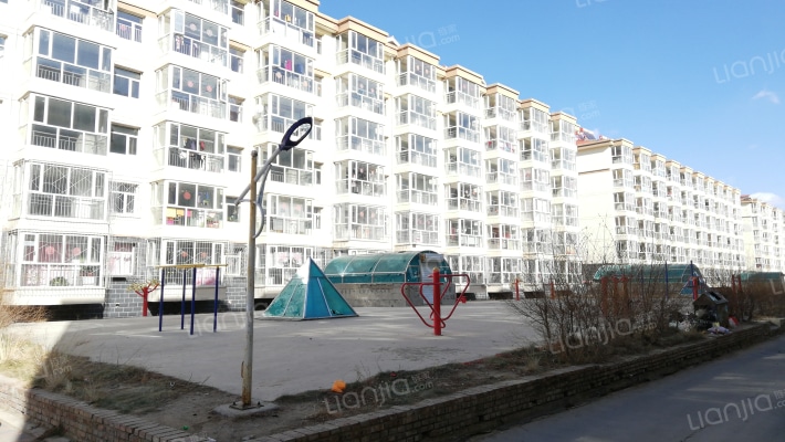 平安小区外景图