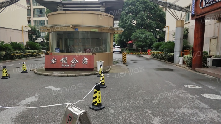 宝领公寓外景图