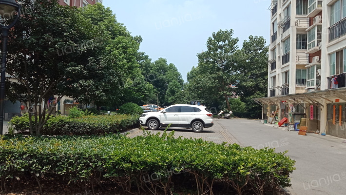 圩里二村外景图