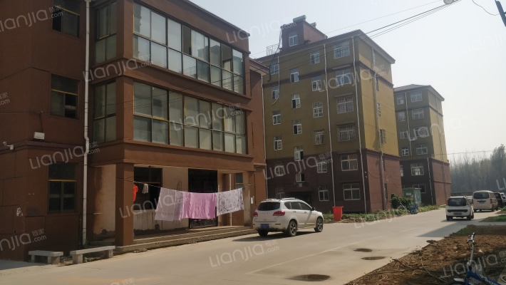 宜居花园外景图