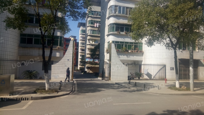 人民银行住宅楼外景图