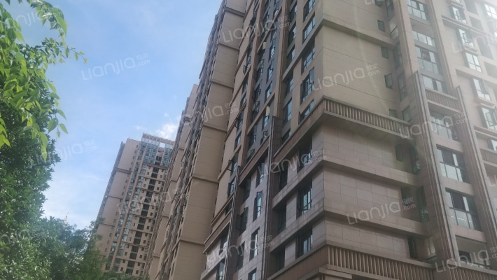 昆明广场B区外景图