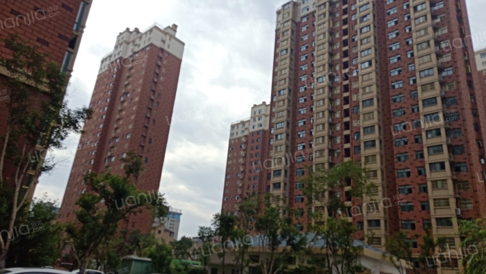 中央御景东区外景图