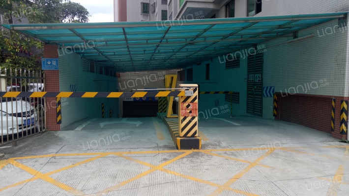 民富华府外景图