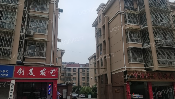 城市花苑南区外景图