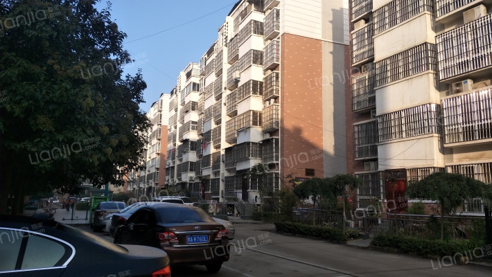 新天地花园小区外景图