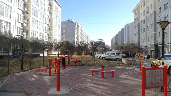 东华家园北苑外景图