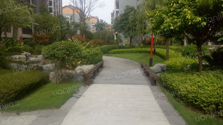 彰泰·春天外景图