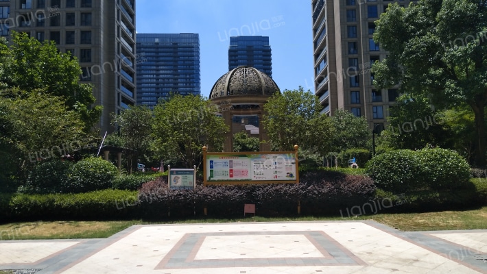 玉蘭公寓南區外景图