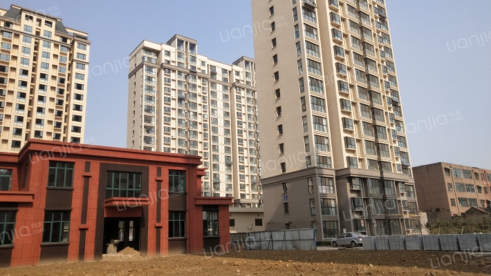 新兴小区外景图