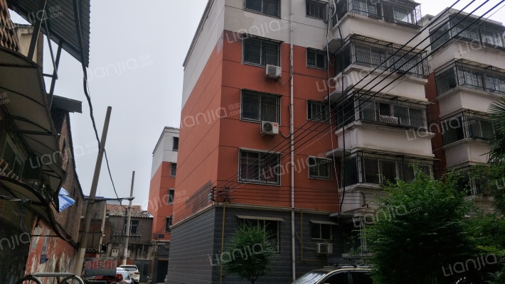 康居嘉苑外景图