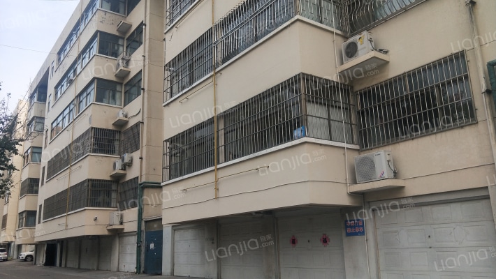 农业银行宿舍外景图