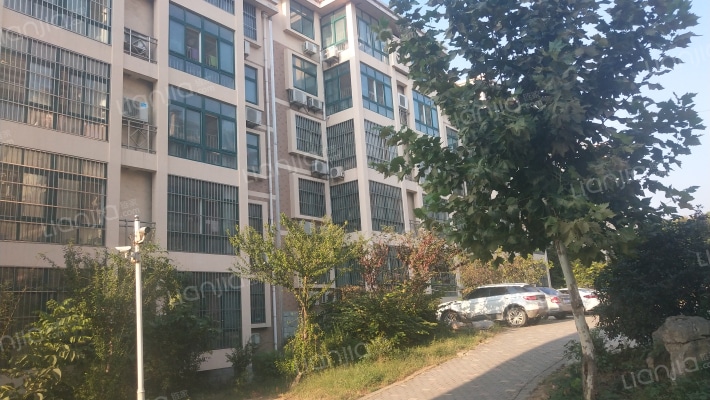 天义山庄外景图