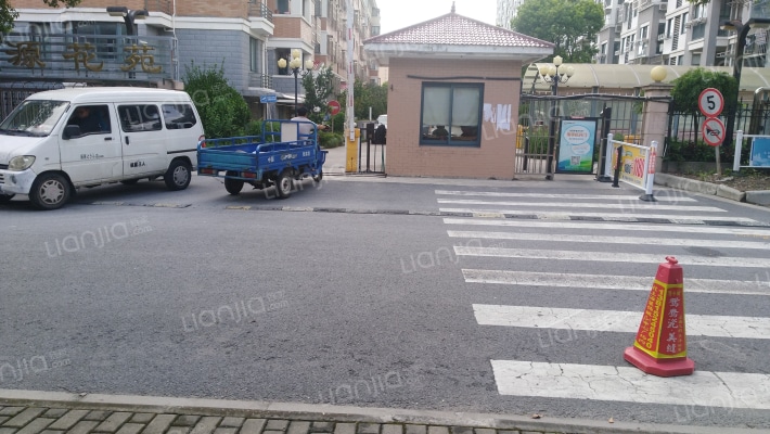 嘉源花苑外景图