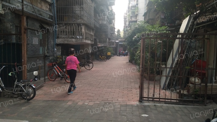 郭墩新街外景图