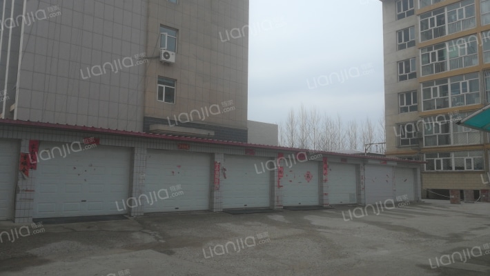 东安小区外景图