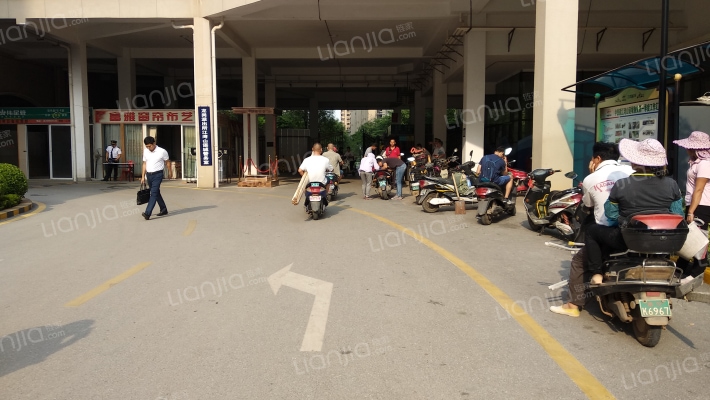 中铁江湾山语城外景图