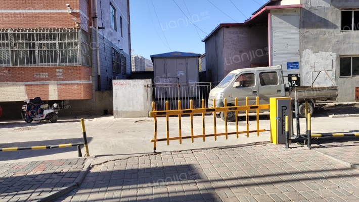 平安家园外景图