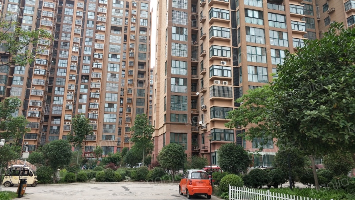 建业未来城外景图